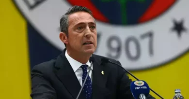 Fenerbahçe ile adı anılan yıldız oyuncudan transfer sinyali!