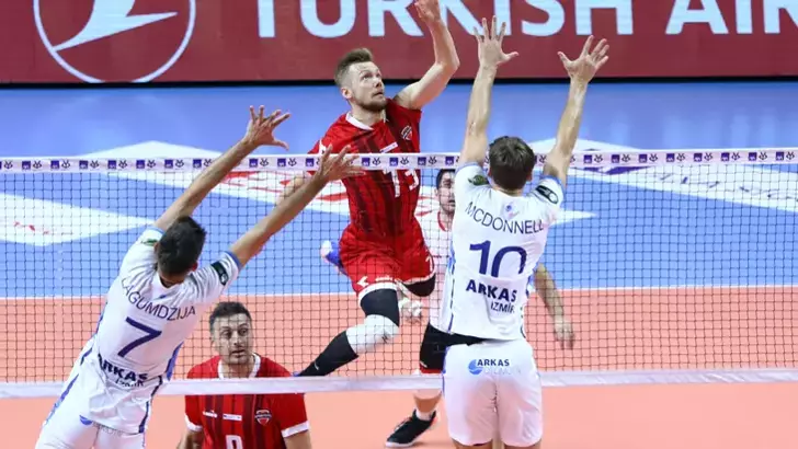 Erkekler Kupa Voley'de Dörtlü-Final heyecanı