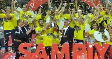 Fenerbahçe Başkanı Ali Koç'tan şampiyonluk sonrası açıklamalarda bulundu! 'Son 10 yılda hangi takımın başına gelmiş?'