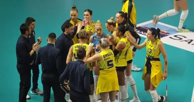 Sultanlar Ligi'nde şampiyon Fenerbahçe Opet!