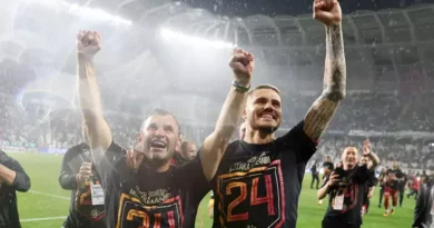 Galatasaray'da forvete çifte takviye