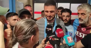 Trabzonsporlu taraftarlardan coşkulu karşılama